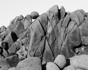 Jumbo Rocks Monochrome